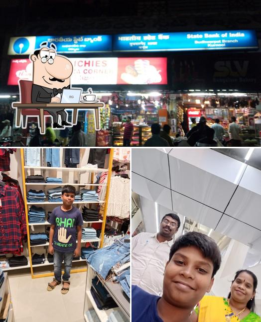 The interior of Richies Pizza Corner