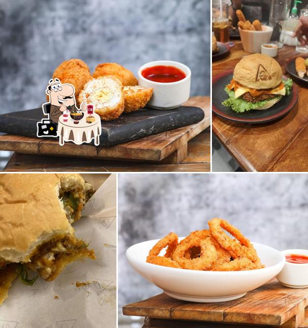Food at Ace Burgers
