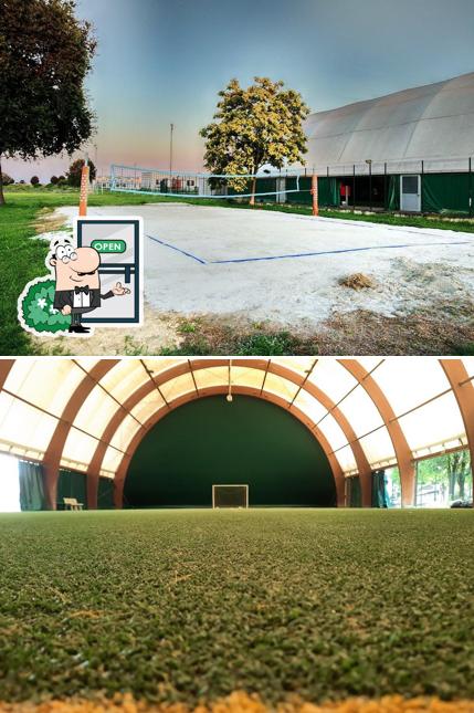 Guarda gli esterni di Centro Sportivo Comunale "Aldo Spoldi"