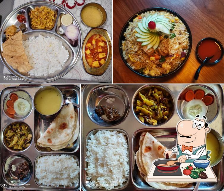 Chicken curry at HOTEL MAJESTIC (Lodge & Restaurant)