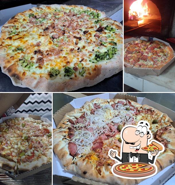 Consiga pizza no Pizzaria Família J
