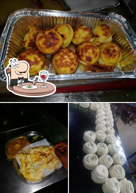 Food at Srinivasa parota center
