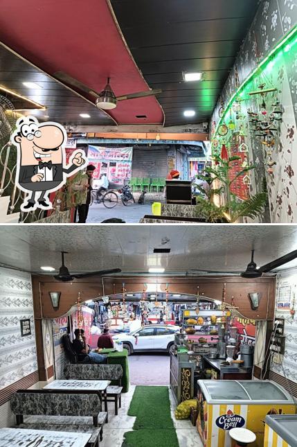 The exterior of Shree Mahaveer Kulfi Center and Restaurant