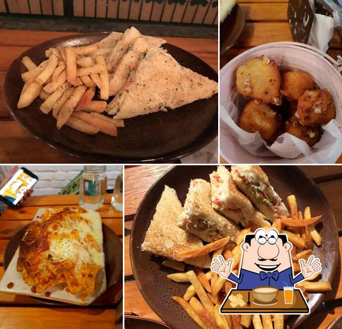 Meals at Fur Ball Story