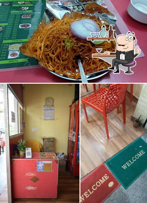 The photo of NOODLES HONGKONG CENTRE’s interior and food