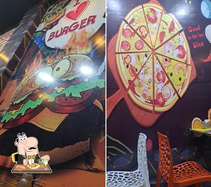 Meals at The tandoori pizza