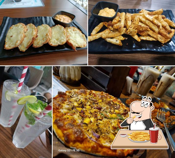 French fries at Bistro@17 Cafe