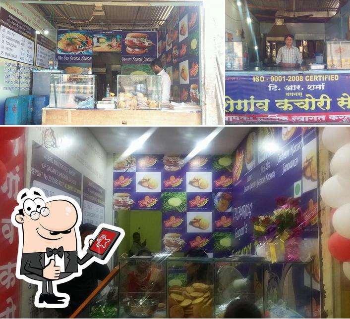 Look at this pic of Gagan's Shegaon Kachori