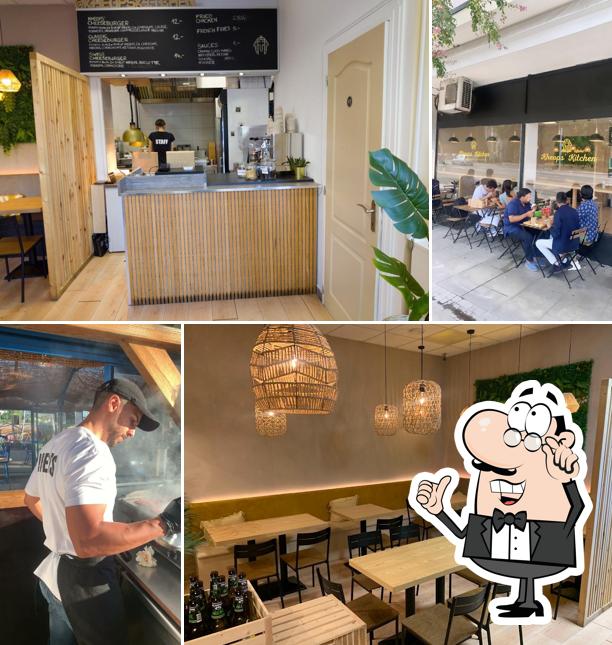 Siediti a un tavolo di KHEOPS Smashburgers