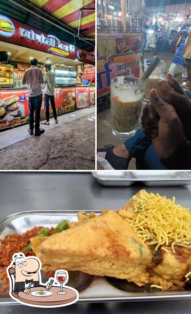 Meals at Khopoli Vada