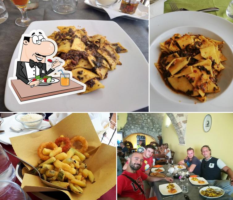 Platti al Bar Ristorante 5 Sensi di Crescia Emiliano