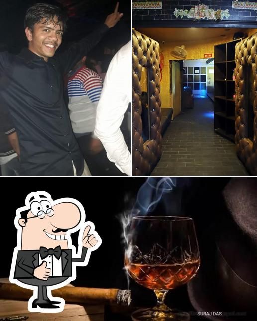 Look at the picture of De Forbidden Lounge night club