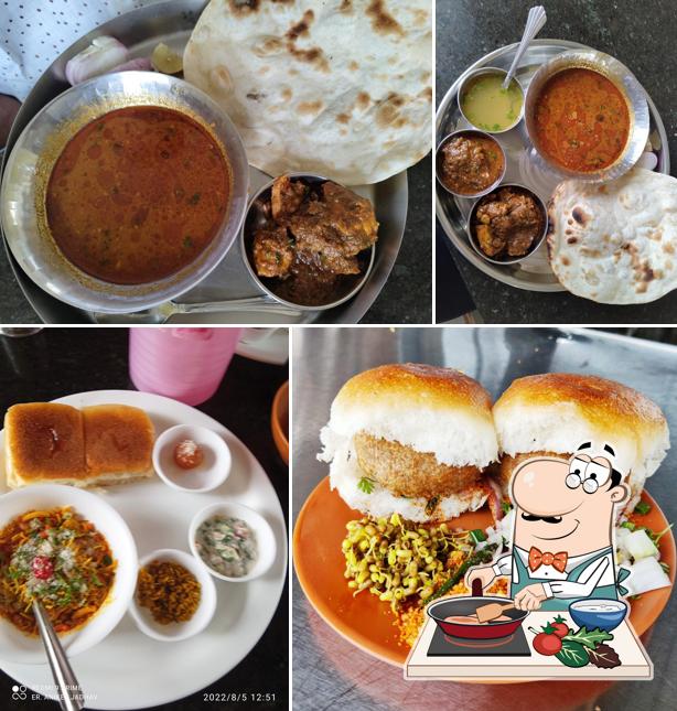 Chicken curry at Hotel moraya