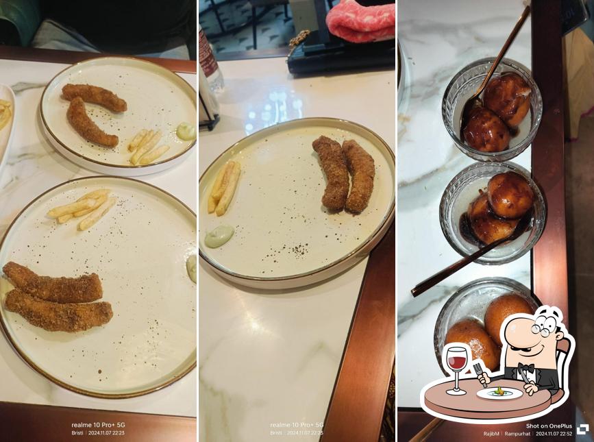 Food at The Atmosphere