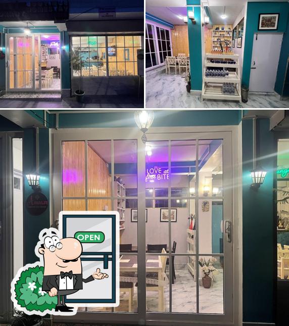 Check out how Amalfi Homestay & Restaurant (Spice Route) - Darjeeling looks outside