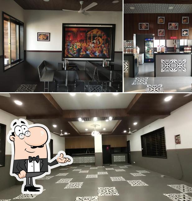 The interior of Buvachi Misal & Mauli Nivas waksai