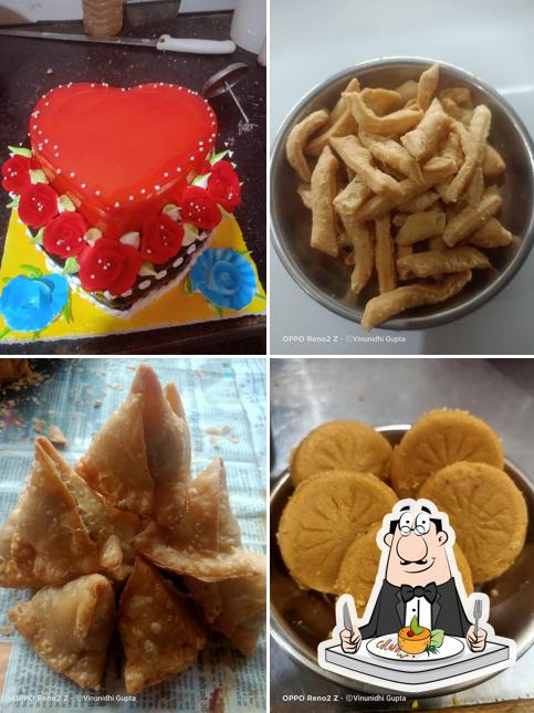 Food at Manoj Sweets and chat House, Mansurpur, Vaishali
