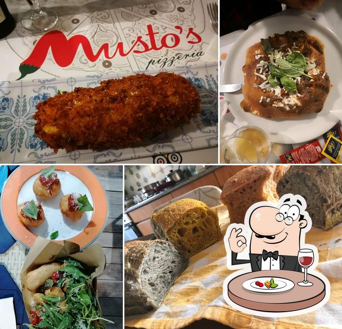 Platti al Pizzeria Musto's