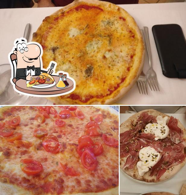 Ordina una pizza a Ristorante Al Portico