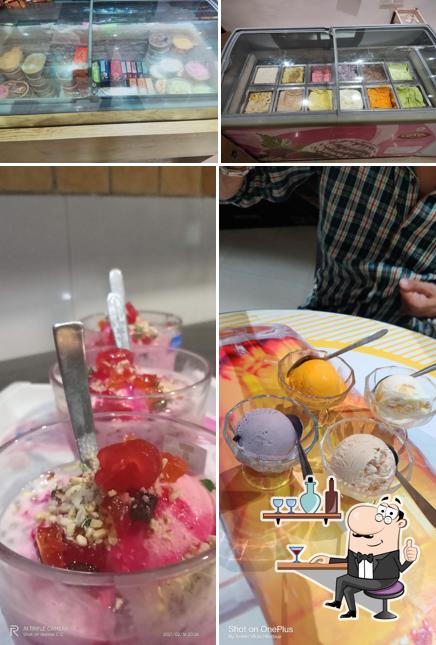 Check out how Crazy Ice-Cream Parlour looks inside