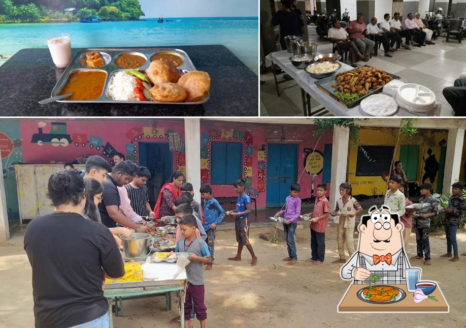 Chicken wings at Satvam Bhojnalay