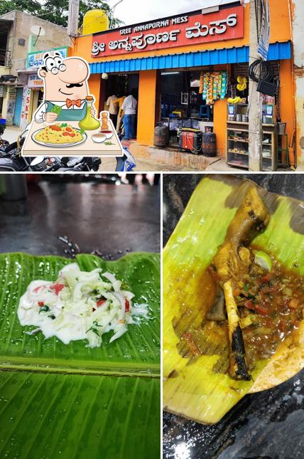 Among different things one can find food and exterior at Sri Annapoorna Nonveg Hotel