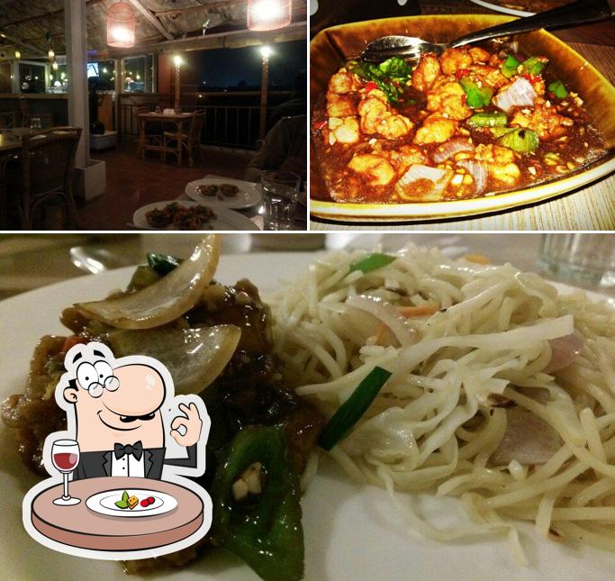 The picture of food and interior at Mekong