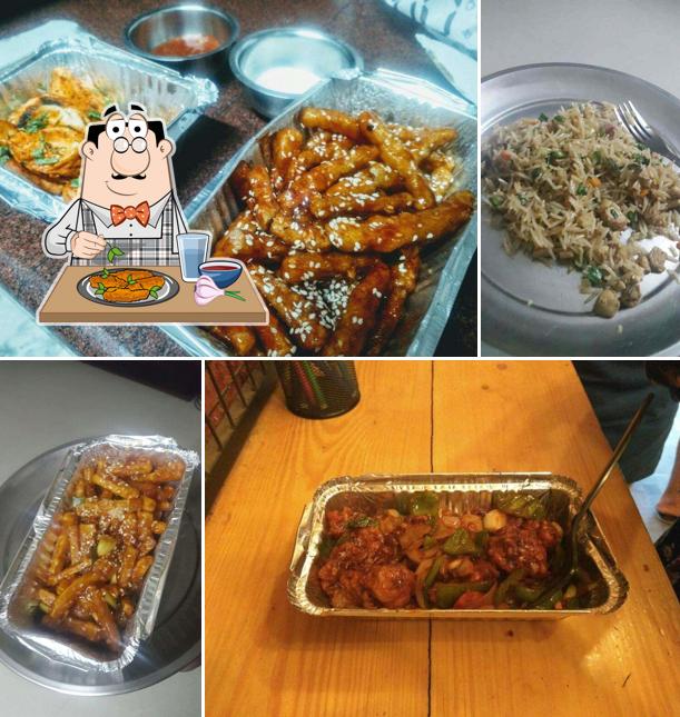 Chicken wings at Street Hawker