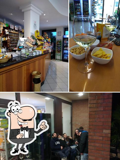 Gli interni di Bar Cin Cin