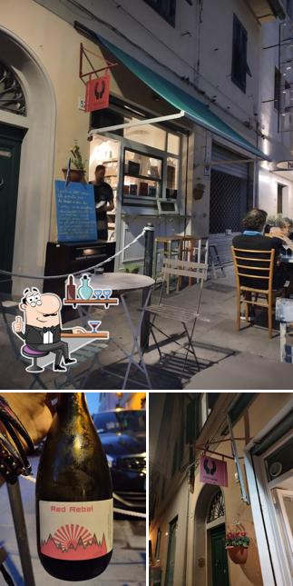 La immagine della interni e cibo di Nomadè