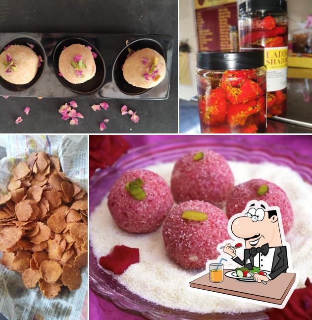 Food at Laddoo Shaddoo