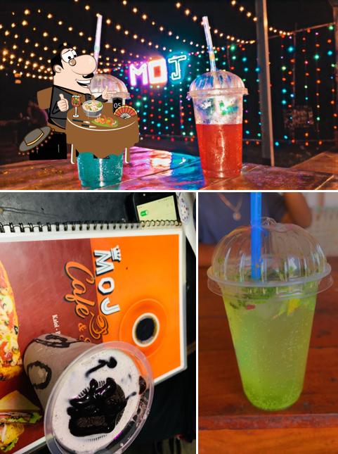 Food at MOJ Cafe and Snacks