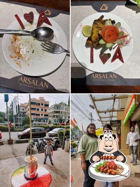 The picture of food and exterior at Arsalan Restaurant & Caterer - Sodepur Dhankol Roundabout