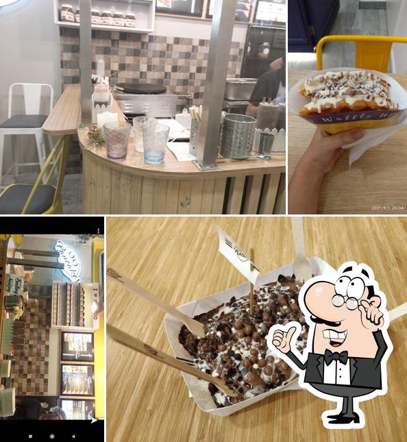 Check out how 99 Pancakes in Fort - Mini Pancakes, Waffles, Cakes, Pastries & more looks inside