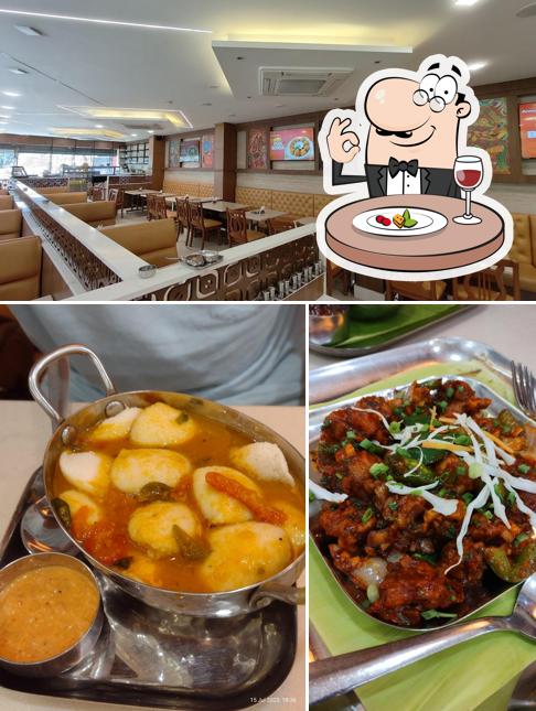 The photo of food and interior at Manoj Bhavan Veg Restaurant