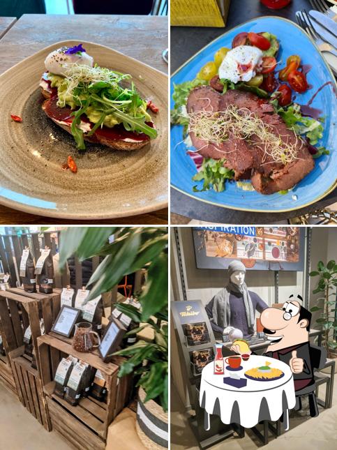 Prenditi un hamburger a Tchibo Kaffeehaus Max