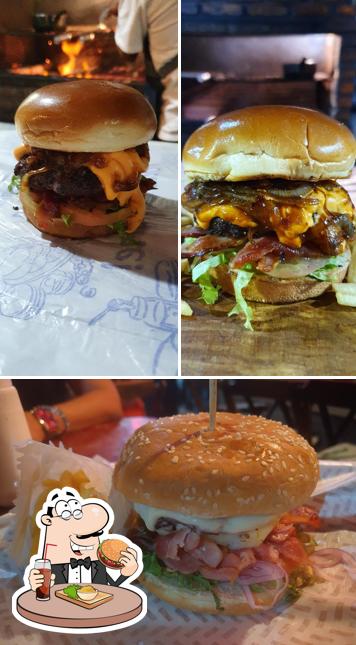 Os hambúrgueres do Churrascaria 100% irão satisfazer diferentes gostos