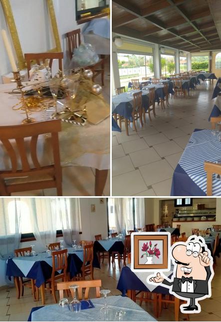 Dai un'occhiata agli interni di Il Mare in Tavola da Nonna Lina