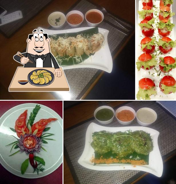 Gyoza at Panj Tara chicken point