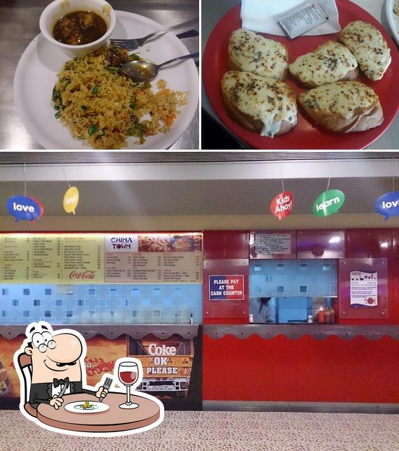 Meals at China Town