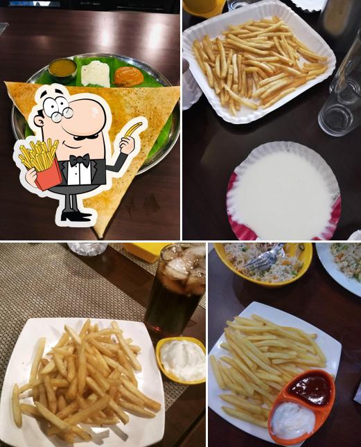 Olene Canto Bakes & Restaurant (Pandikkad Road - Manjeri)