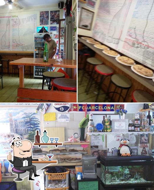Gli interni di Pizzeria Pluto 2