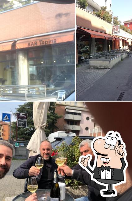Dai un'occhiata agli interni di Bar Topino di Pioli/Falletta Snc