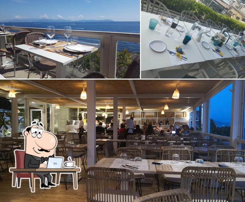 Siediti a un tavolo di al Faretto - Terrazza sul mare