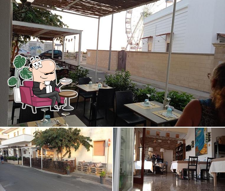 Dai un'occhiata agli interni di Estro Trattoria Enoteca...tipica salentina