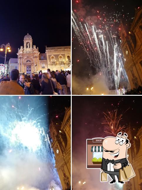 Puoi goderti l'aria fresca dal dehors di happy hour