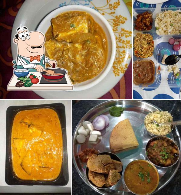 Chicken curry at JVR - Jai Vaishno Rasoi