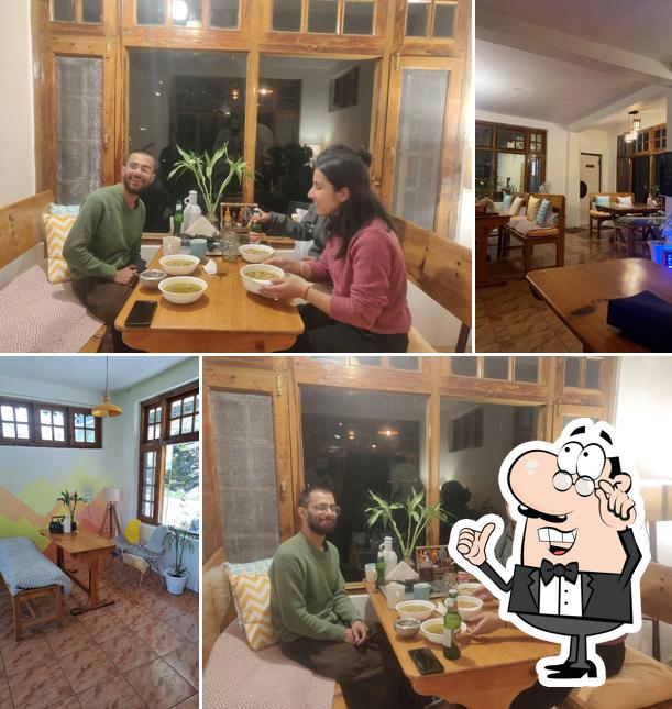 Check out how Meezo's Kitchen looks inside