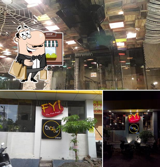 The exterior of FYI & The Chai Bar, Dhule