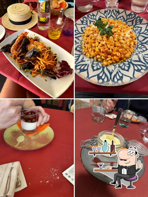 Dai un'occhiata agli interni di Cafè de Paris